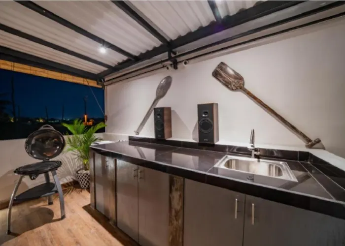 La Terra Kuta Bali Villa *